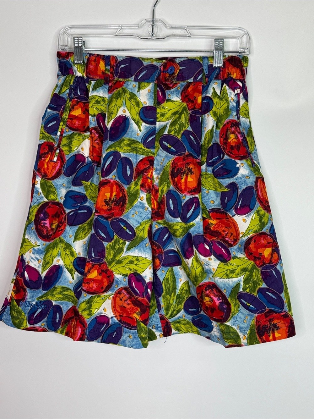 Vintage Ellesse Fruit Olive Print Shorts Size 44 (Waist 28" Medium) 90s